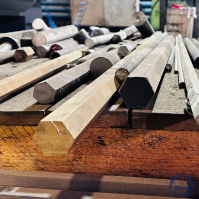Шестигранник латунный 45 мм ЛС59-1 ГОСТ 2060-2006 купить в Уссурийске